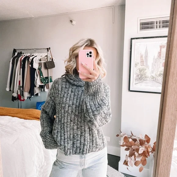 Urban Outfitters Gray Knit Cowlneck Sweater - Picture 6 of 7